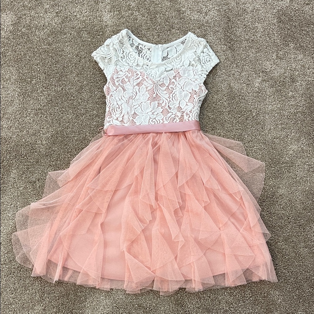 Rare edition Elegant Lace and Tulle Kids Dress in Pink and White